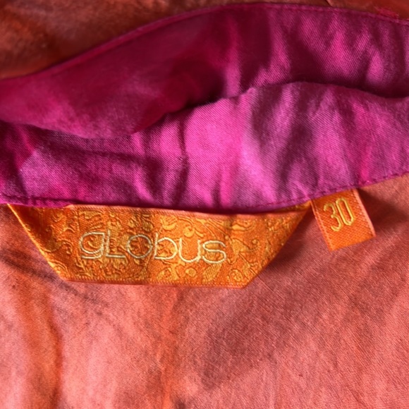 Stunning Skirt with an array of Red,Orange, Pink, Blue 100% Cotton. Waist band - Picture 8 of 9